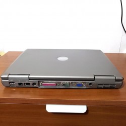 ** DELL 18068 Schermo 15" Windows XP Seriale Parallela