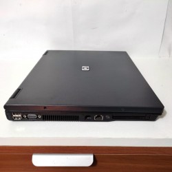 Portatile HP 21070 Porta RS232 Seriale Windows XP LAN WIFI